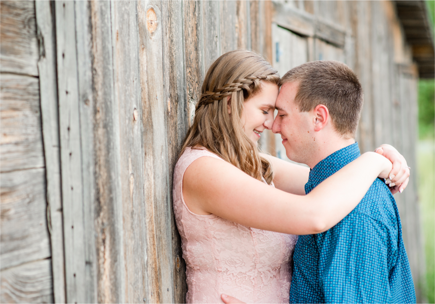 Summer Engagement Session at Sandstone Ranch in Longmont Colorado near Boulder | Britni Girard Photography | Country Engagement