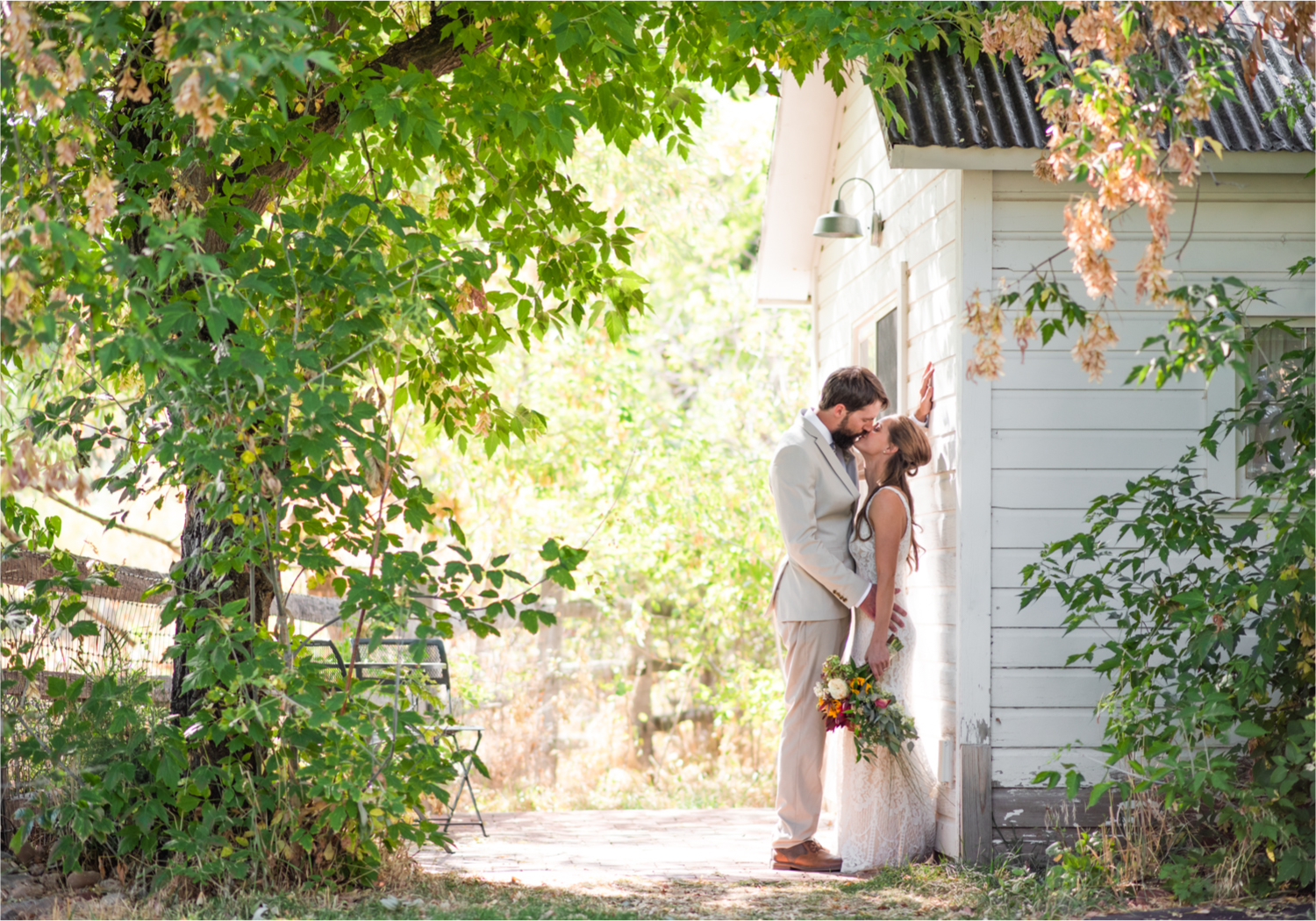 Rustic Fall Wedding at Rist Canyon Inn in LaPorte, Colorado | Britni Girard Photography