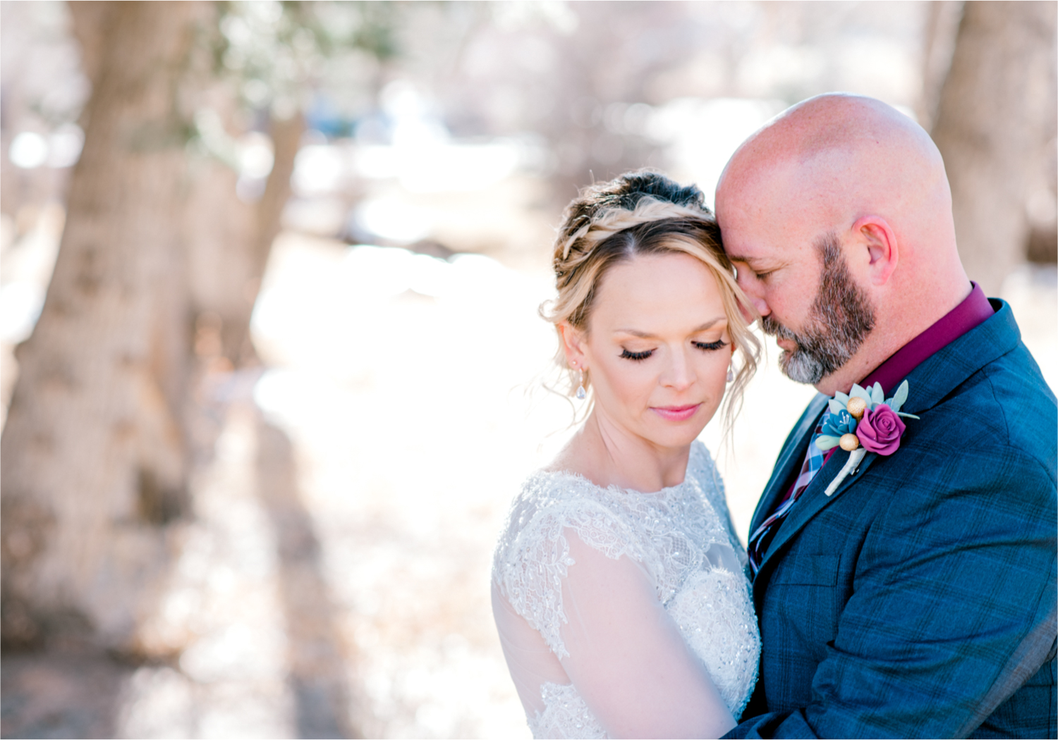 Snowy Winter Wedding in Estes Park Colorado at Black Canyon Inn | Britni Girard Photography