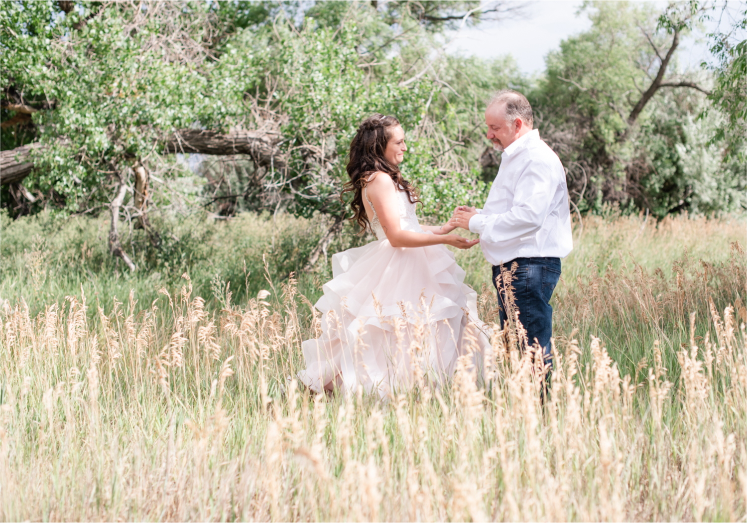 Rustic Country Glam Wedding during Summer in Northern Colorado with first look and a romantic country dance | Britni Girard Photography - Greeley, Colorado