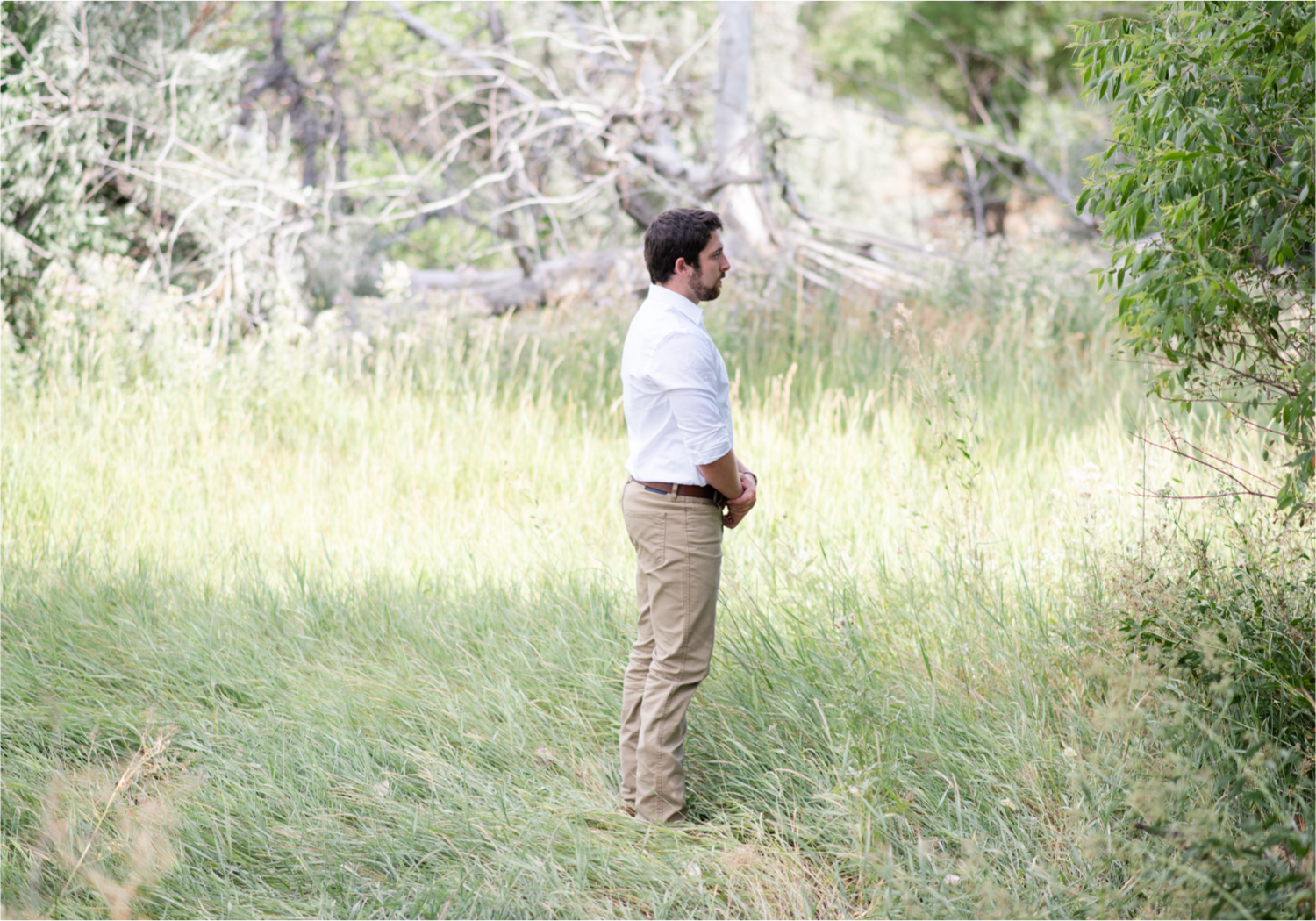 Rustic Country Glam Wedding during Summer in Northern Colorado with first look and a romantic country dance | Britni Girard Photography - Greeley, Colorado