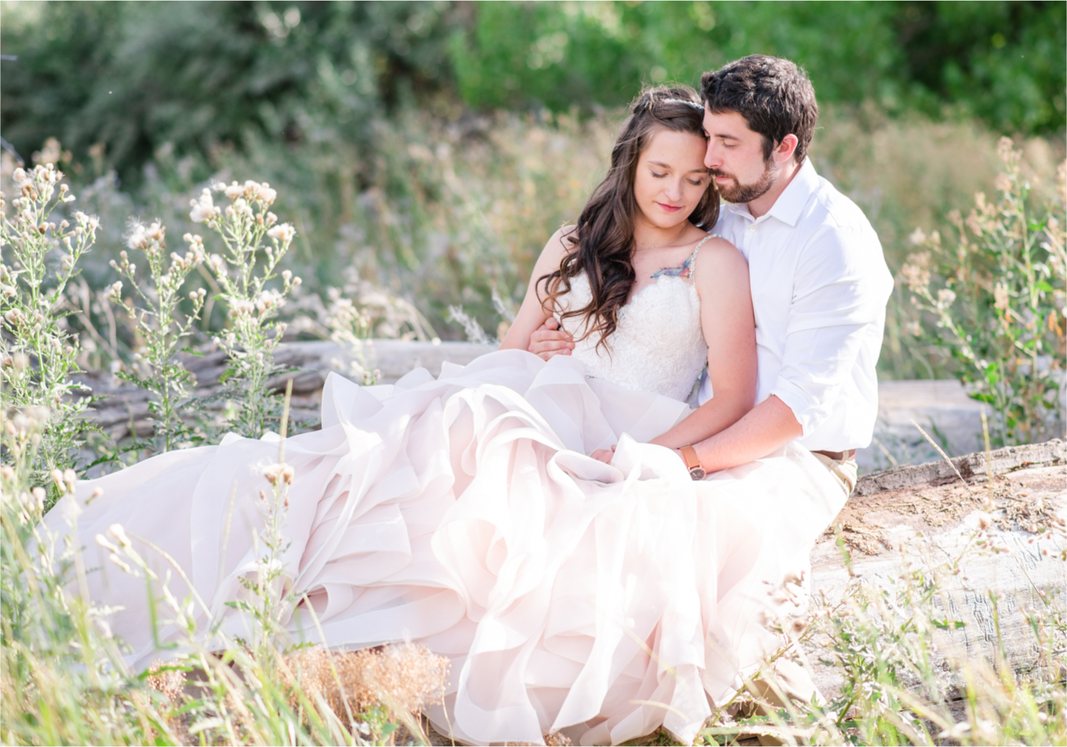 Rustic Country Glam Wedding during Summer in Northern Colorado with first look and a romantic country dance | Britni Girard Photography - Greeley, Colorado