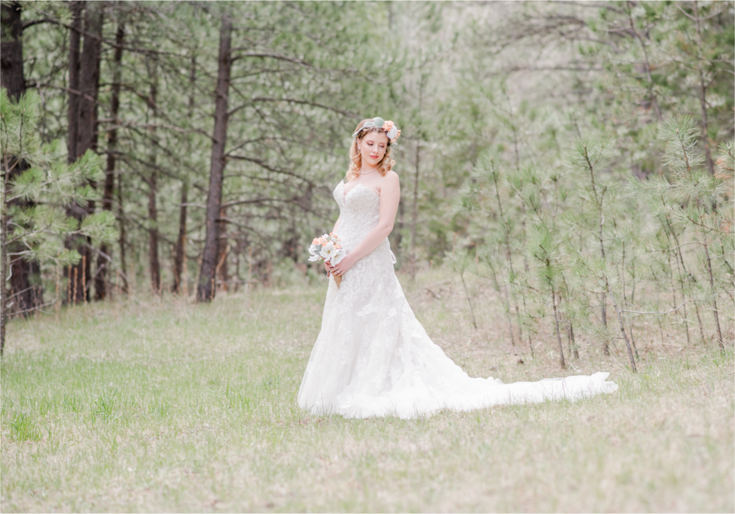Rustic Rocky Mountain Wedding in Loveland Colorado | Britni Girard Photography | Romantic Morning Brunch Wedding with big surprises for guests | Rain and Shine