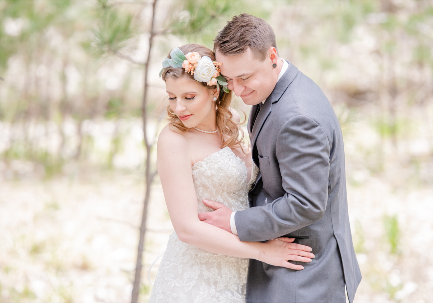 Rustic Rocky Mountain Wedding in Loveland Colorado | Britni Girard Photography | Romantic Morning Brunch Wedding with big surprises for guests | Rain and Shine