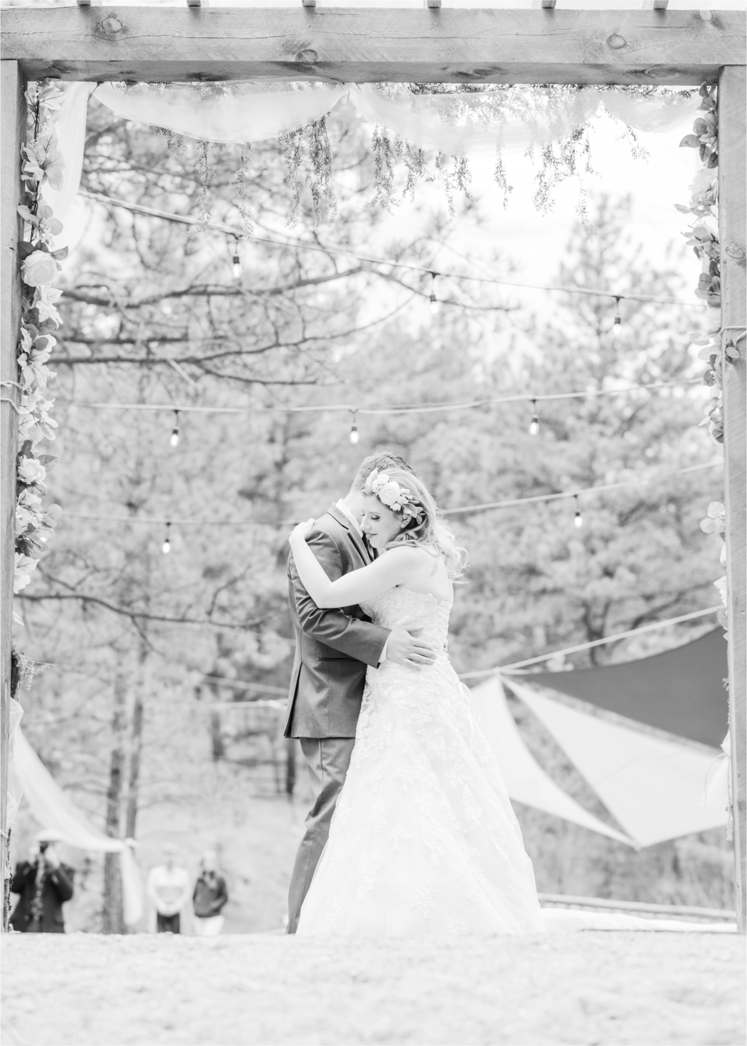 Rustic Rocky Mountain Wedding in Loveland Colorado | Britni Girard Photography | Romantic Morning Brunch Wedding with big surprises for guests | Rain and Shine