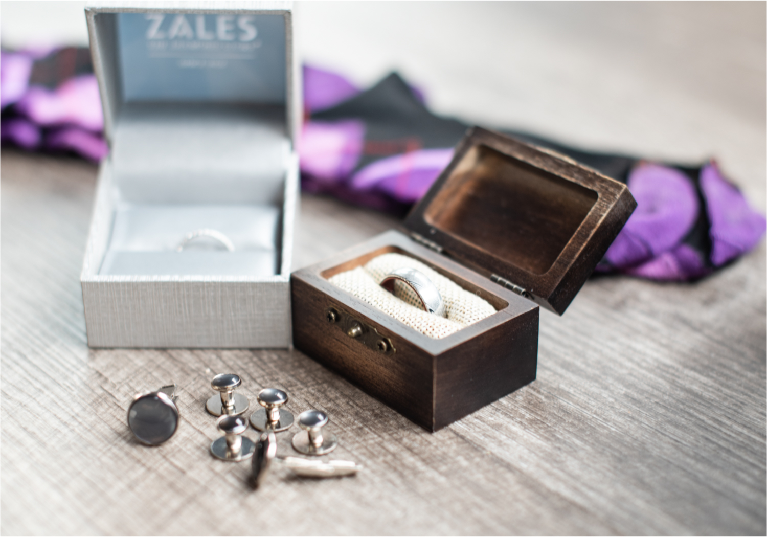 Modern Romantic wedding at Wedgwood Weddings Brittany Hill in Denver Colorado | Britni Girard Photography | Whiskey unity ceremony and live band The Burroughs are highlights of this musician couples wedding | Dragonfly Floral Company