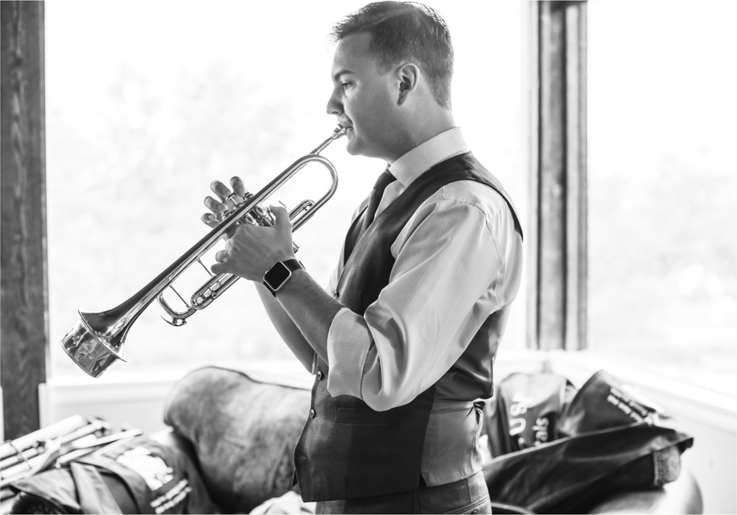 Modern Romantic wedding at Wedgwood Weddings Brittany Hill in Denver Colorado | Britni Girard Photography | Whiskey unity ceremony and live band The Burroughs are highlights of this musician couples wedding | Dragonfly Floral Company