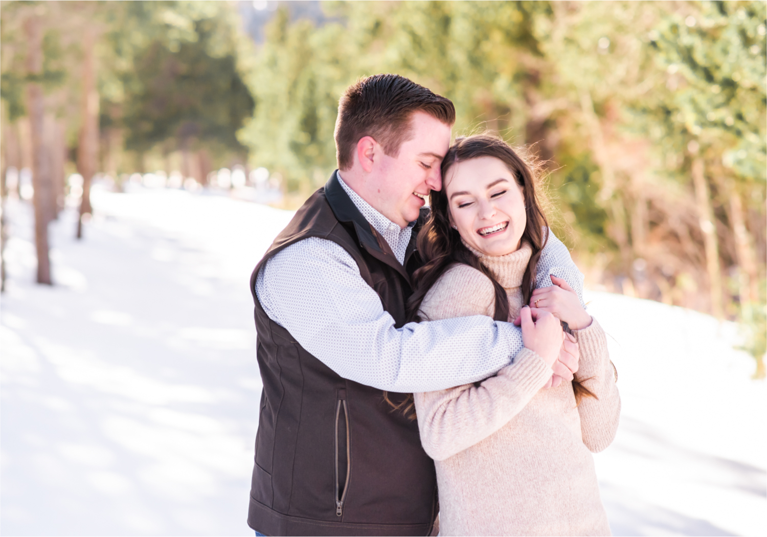 Lily Lake Winter Engagement in Estes Park | Britni Girard Photography - Colorado Wedding Photographer | Rocky Mountain National Park Photography and Downtown Estes Park River Walk