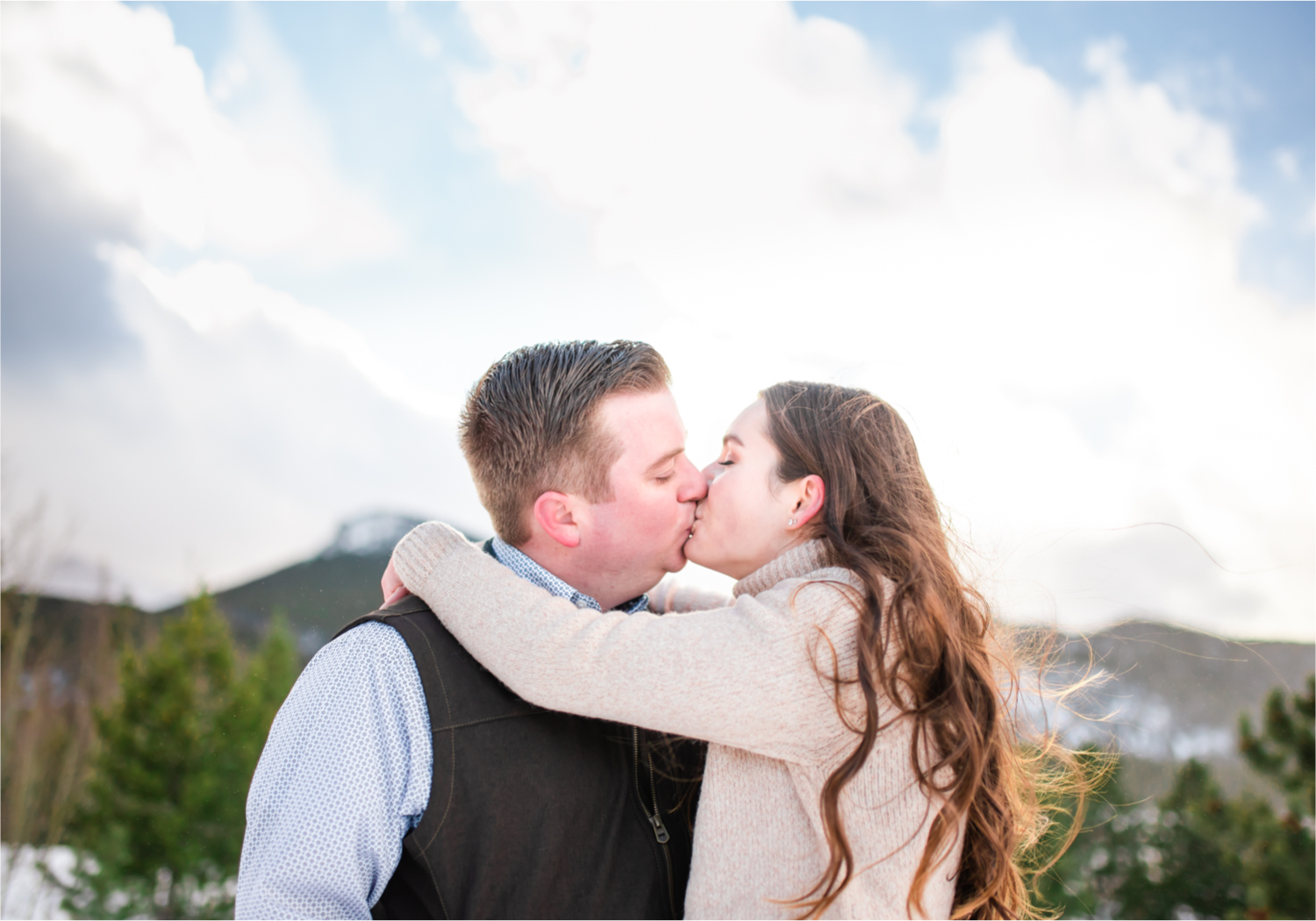 Lily Lake Winter Engagement in Estes Park | Britni Girard Photography - Colorado Wedding Photographer | Rocky Mountain National Park Photography and Downtown Estes Park River Walk