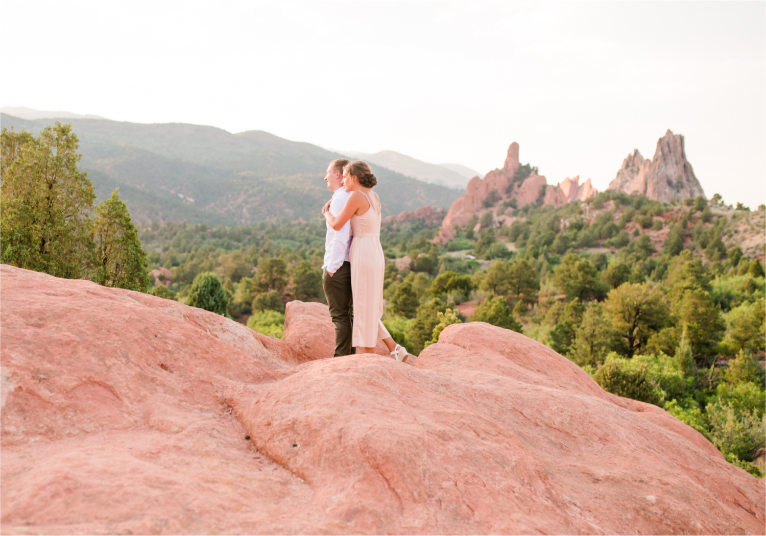 Sunset Engagement at Garden of the Gods in Colorado Springs | Britni Girard Photography | Wedding Photo Video Team | Destination Weddings and Engagements