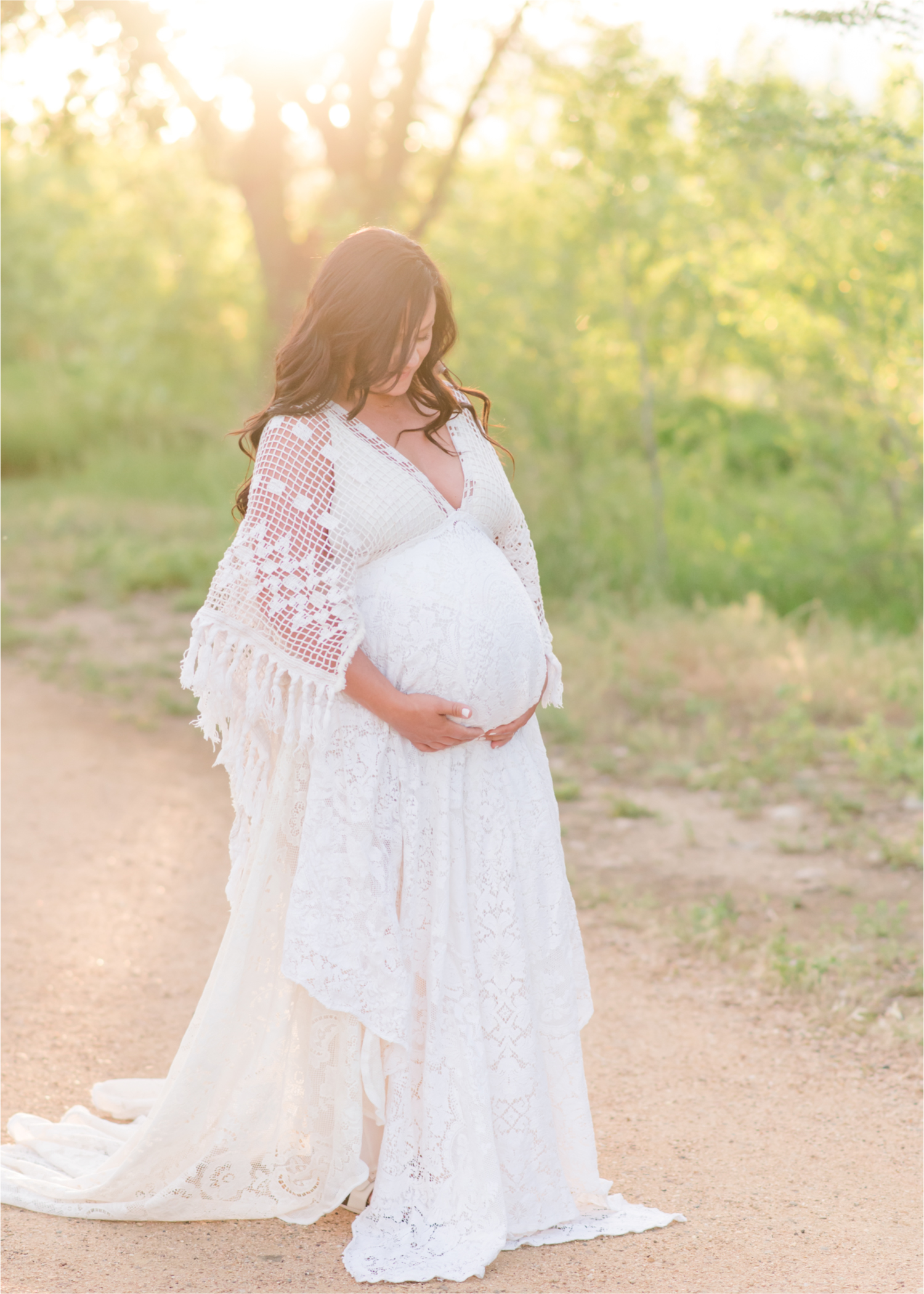 Spring Maternity Session in Loveland Colorado | Britni Girard Photography | Romantic Boho Inspired Maternity Session with Reclamation Dress at River's Edge | Colorado Wedding and Lifestyle Photographer