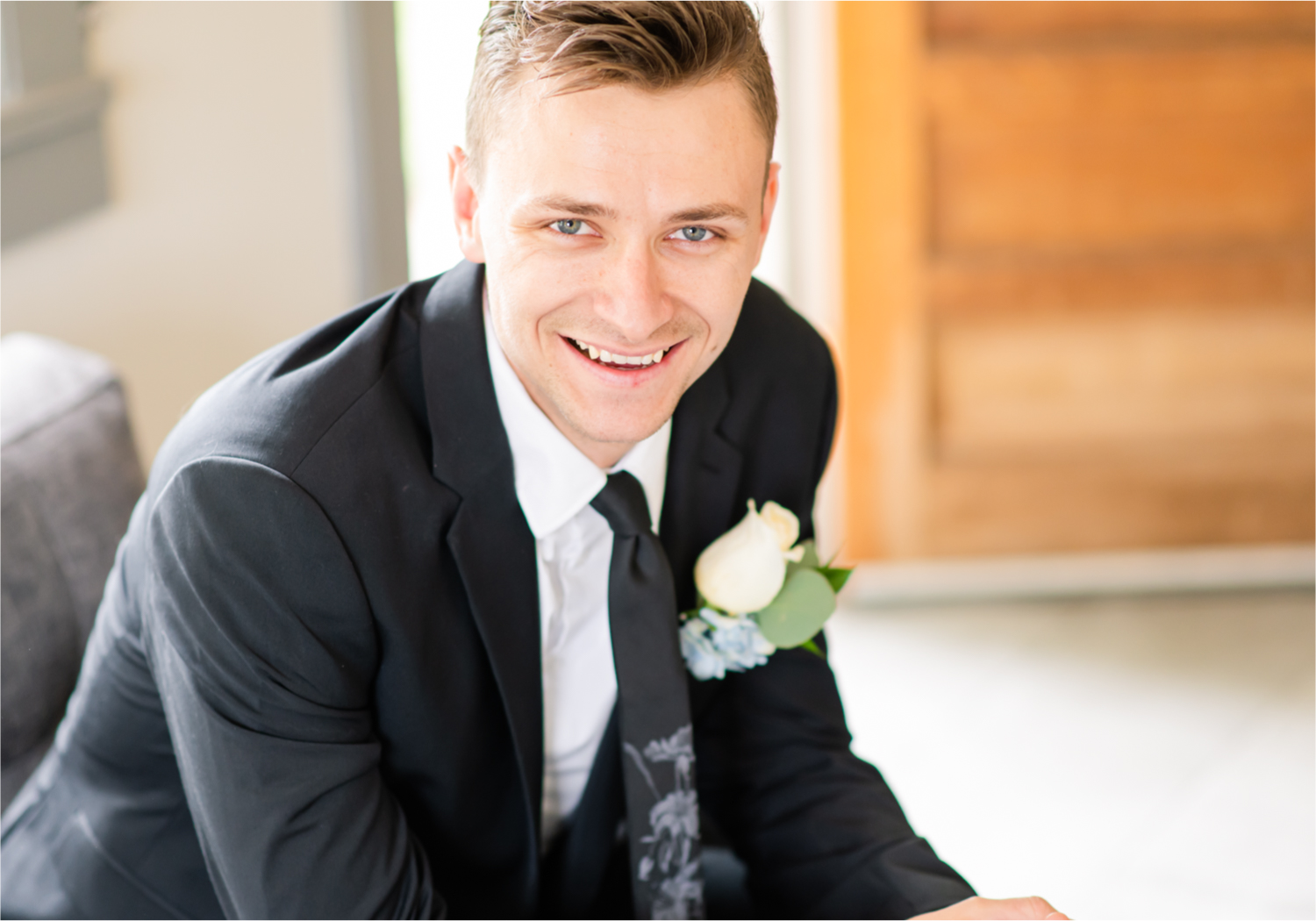 Romantic and Rustic Wedding at The Mill in Windsor | Britni Girard Photography | Colorado based wedding photography and videography team | Groom portraits | Royal Blue and White Wedding | Groomsmen attire from Express