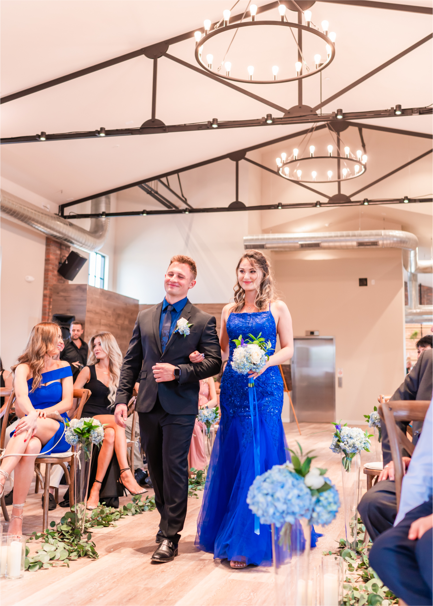 Romantic and Rustic Wedding at The Mill in Windsor | Britni Girard Photography | Colorado based wedding photography and videography team | Royal Blue and white Wedding