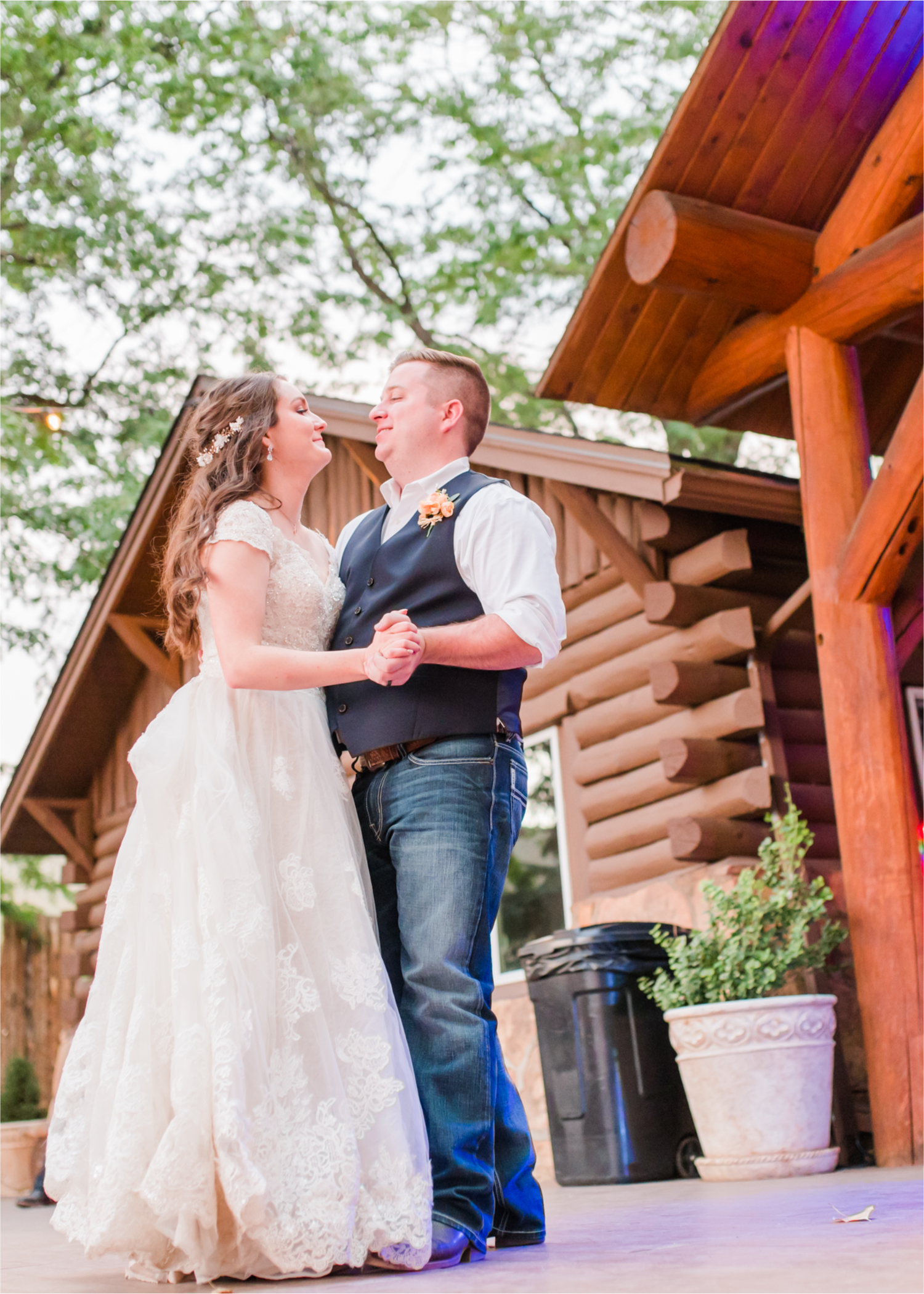 Summer Ellis Ranch Wedding in Loveland Colorado | Britni Girard Photography | Wedding Photo and Video Team |