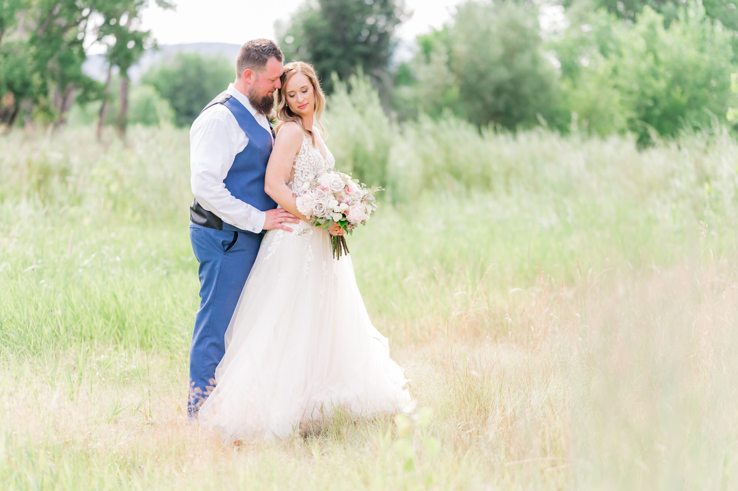 Sweet heart Winery Wedding in Colorado