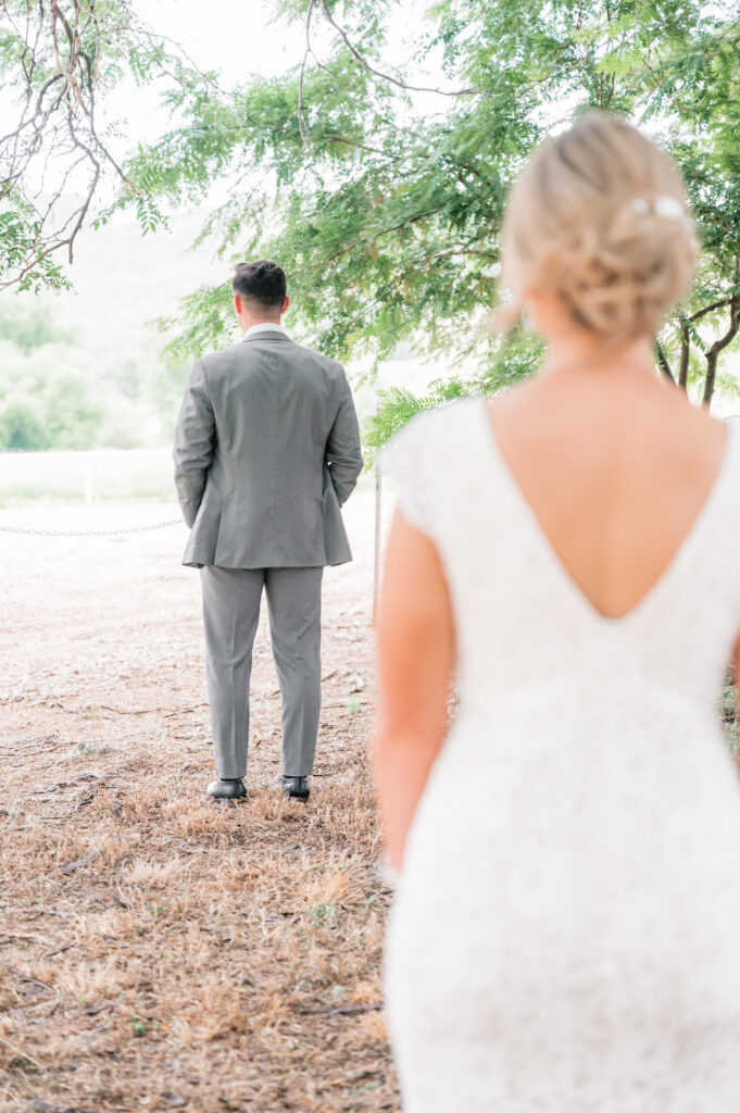 Rain on Wedding Day at Ellis Ranch | Britni Girard Photography - Tips for Photographers for rain on a wedding day - Find tall tree's to stand under for portraits